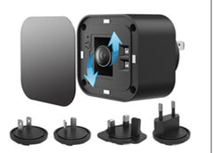 Caméra espion caché dans une prise